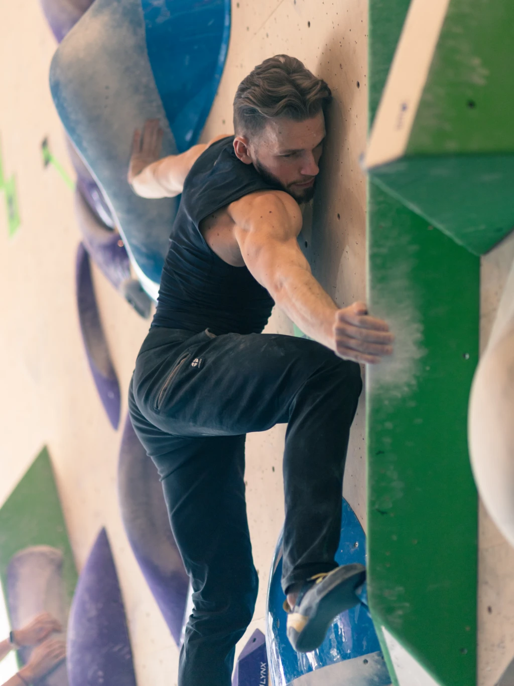 Holistyczny Trener Osobisty z Krakowa, Karol Domański, bierze czynny udział w Mood Masters od początku otwarcia Mooda. Holistyczny Trener Osobisty z Krakowa, Karol Domański, bierze czynny udział w Mood Masters od początku otwarcia Mooda.