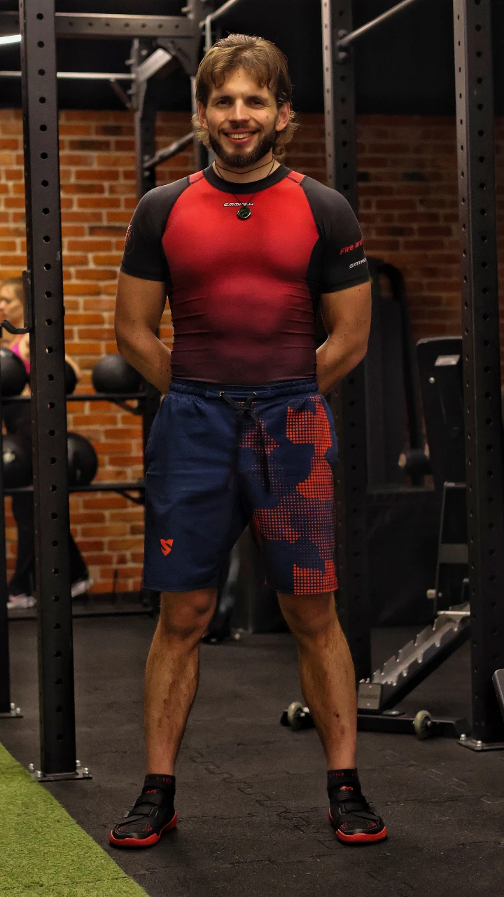 Holistyczny Trener Personalny Karol Domański z Krakowa jest trenerem osobistym zarówno dla mężczyzn, jak i dla kobiet. Holistyczny Trener Personalny Karol Domański z Krakowa jest trenerem osobistym zarówno dla mężczyzn, jak i dla kobiet.